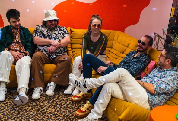 logo PARIS SOCKETS + Mister Ben > samedi 29 juin